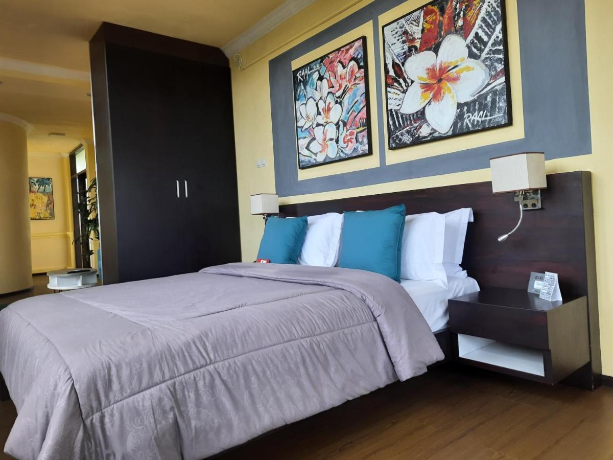 Lovina Bali Paradise Hotel Boutique Resort מראה חיצוני תמונה